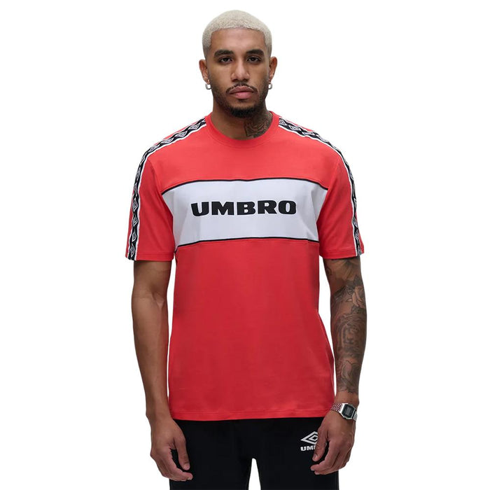 Umbro Remeras Unisex Moda Essence Rojo