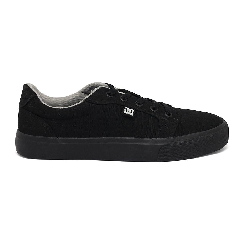 DC Shoes