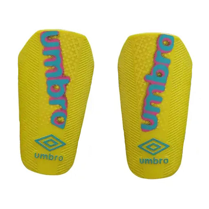 21441U-MVZ Umbro Canilleras Futbol Stratus Slip Nc JNR Safety Yellow/Atomic Blue/Multi