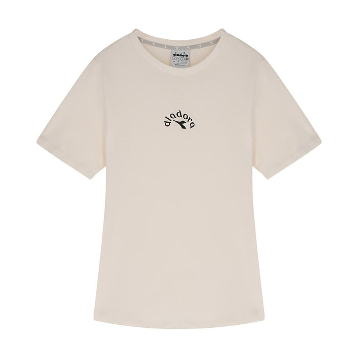 102.182263-20009 DIADORA PRENDAS REMERAS FEMENINO MODA L. T-SHIRT SS ESS. SPORTS I WHISPER WHITE