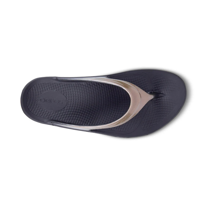 1400-LATTE OOFOS CALZADOS ZAPATILLAS UNISEX ACTIVE RECOVEY OOLALA LUXE BLACK/LATTE