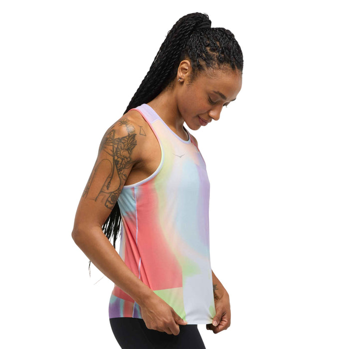 Hoka Musculosas Femenino Running Airolite Run Tank Grapefruit Mist