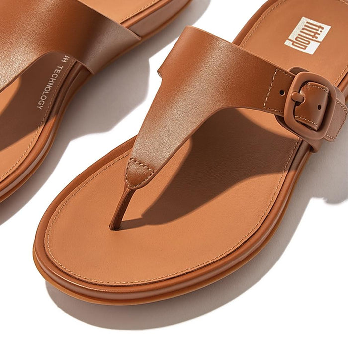 FitFlop Sandalias Femenino Gracie Rubber-Buckle Leather Toe-Post Sandals Light Tan