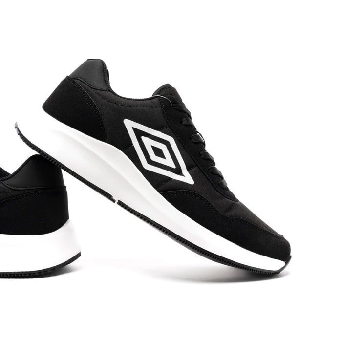 20106084-029 Umbro Calzados Lifestyle Masculino Moda Horizon Negro/Blanco