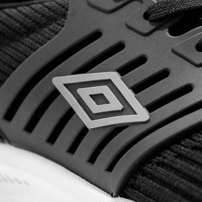 20106242-002 Umbro Calzados Deportivos Masculino Running Vulcan Negro